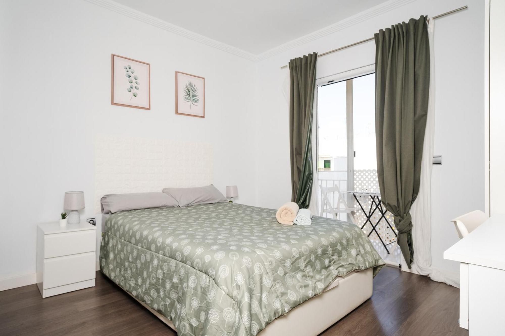 Acogedor Piso Con Balcon Apartman Sevilla Kültér fotó