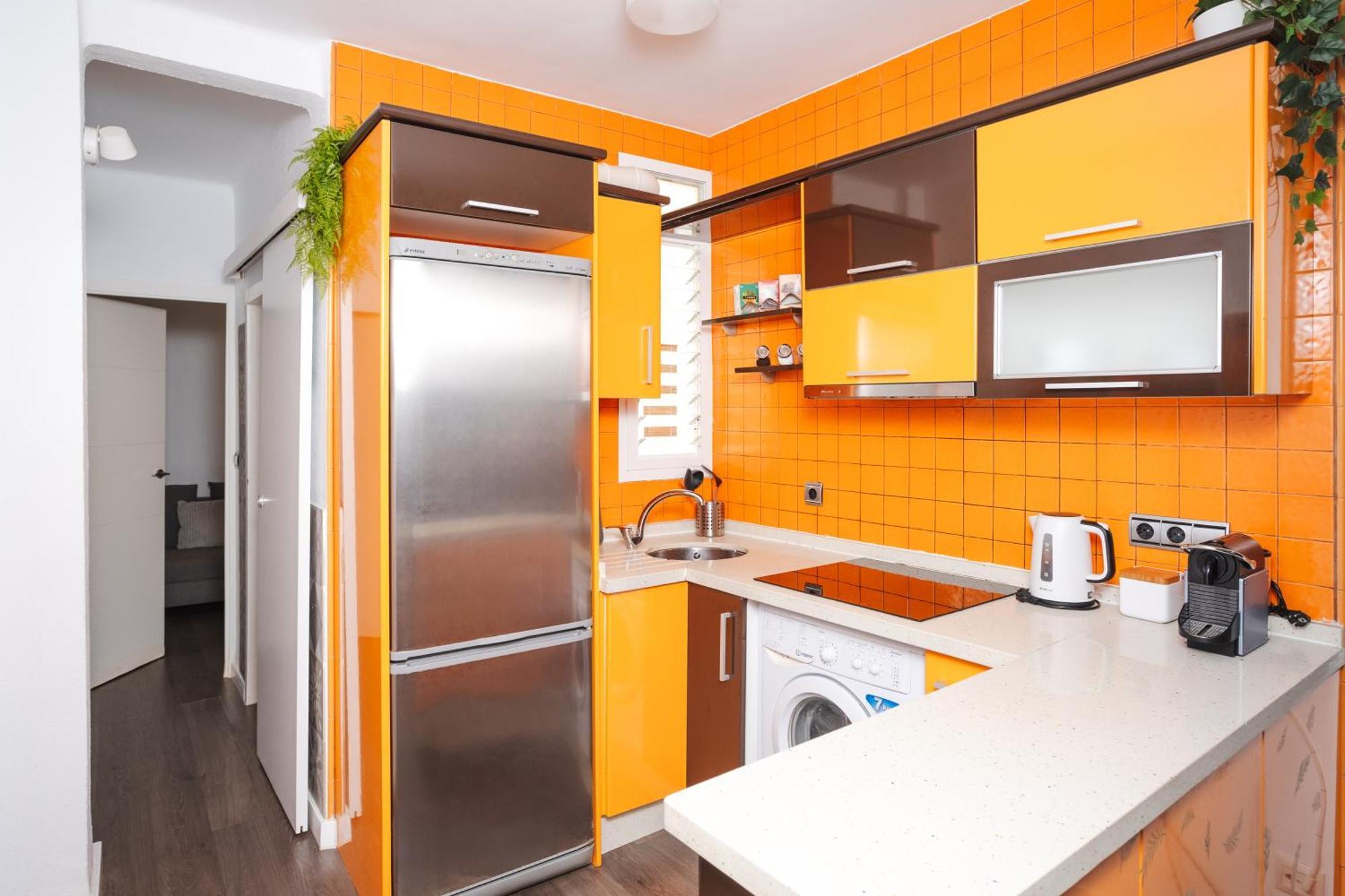 Acogedor Piso Con Balcon Apartman Sevilla Kültér fotó